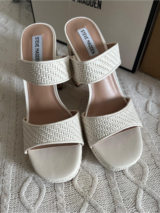 Steve Madden Shoes - Steve Madden “Stance” Cream Woven Slip On Platform Sandal Various Sizes